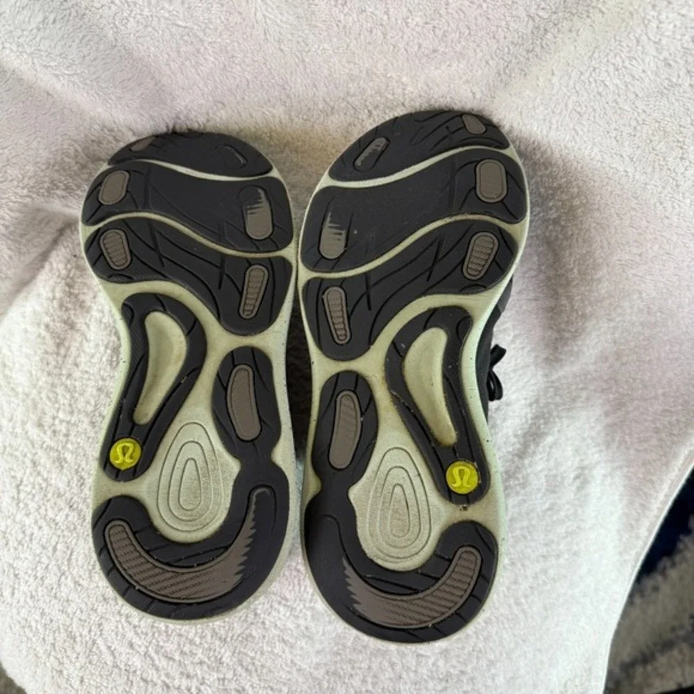 Lululemon Womens Chargefeel Workout Low Size 8.5‎ Black Sneakers Athletic Shoes